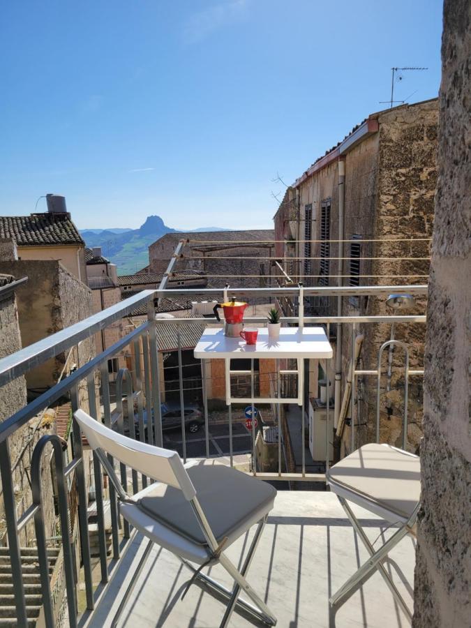 Mussomeli'S Beautiful House Exterior foto