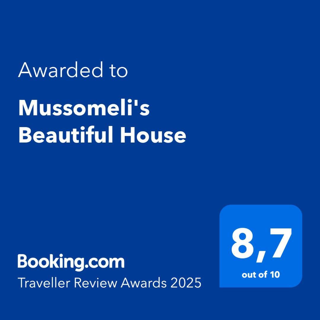 Mussomeli'S Beautiful House Exterior foto